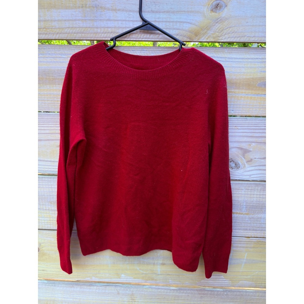 Womens Red 100% Superfine Merino Wool Crewneck Knit Sweater Size M Long Sleeve